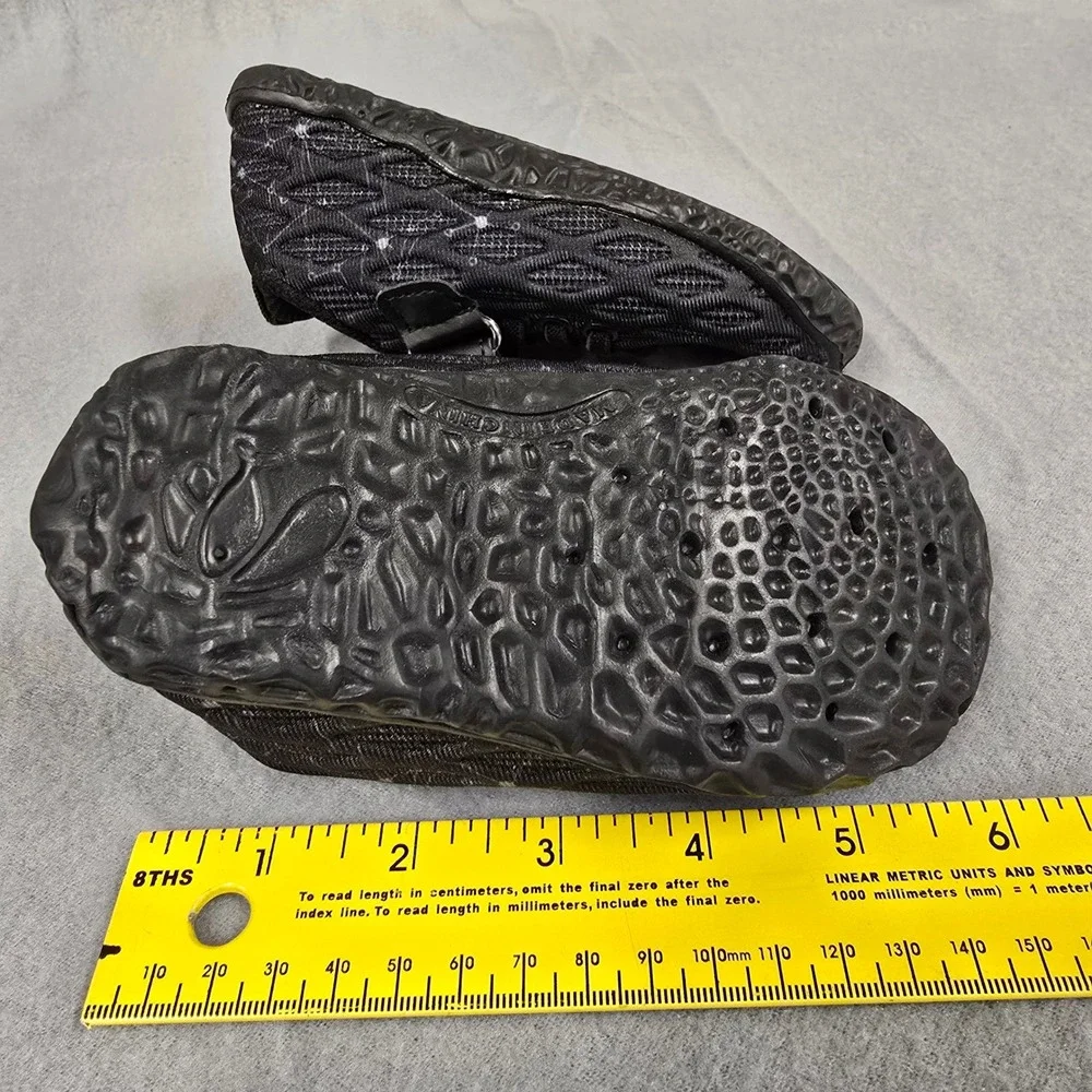 Kids Black Barefoot Water Shoes Mesh Minimalist Sneakers Hook Loop Strap 5.5in